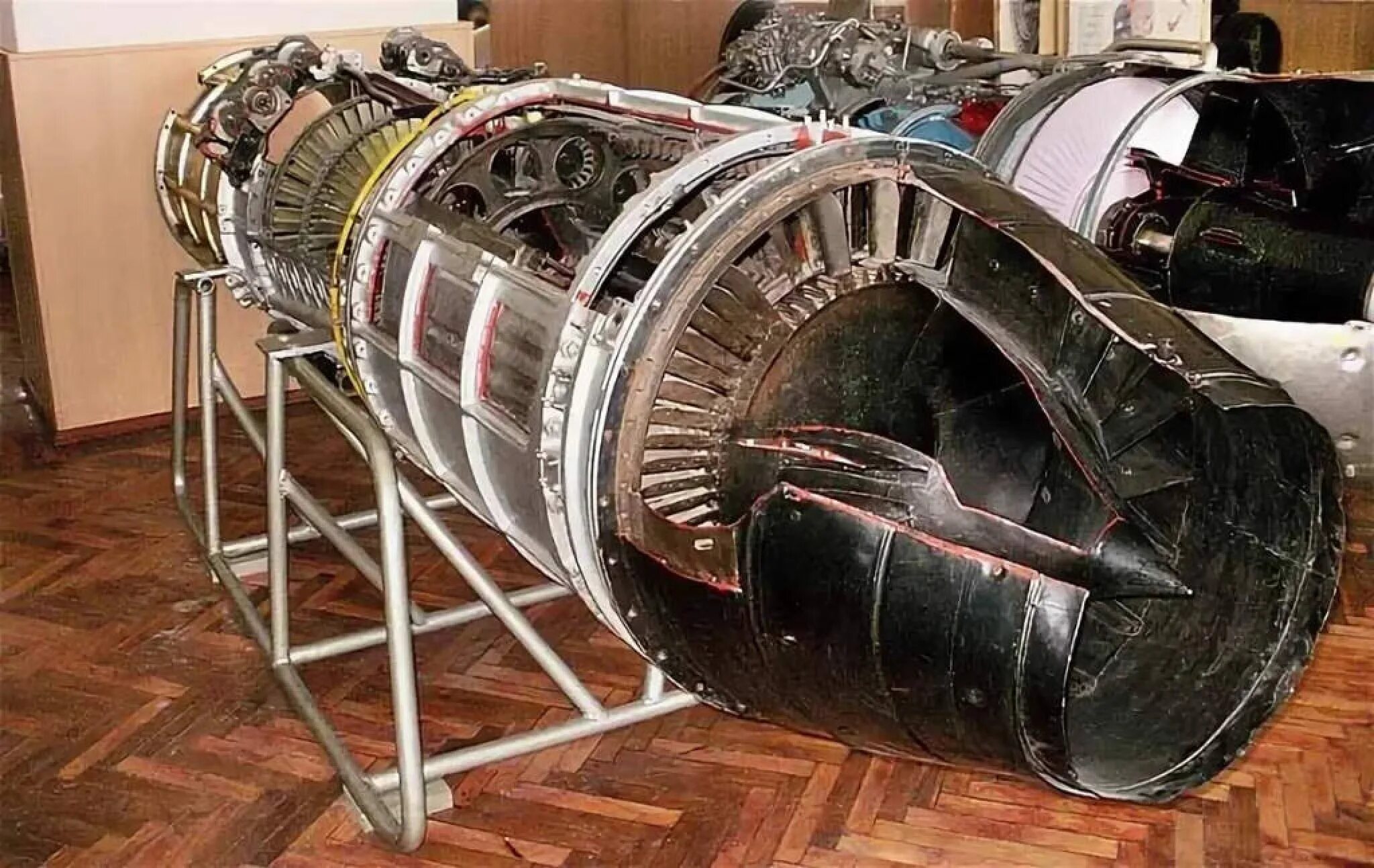 Тр-1 двигатель турбореактивный. Турбореактивный авиационный двигатель тр-1.. Турбореактивный двигатель тр-1 люльки. Рд1 люлька двигатель.