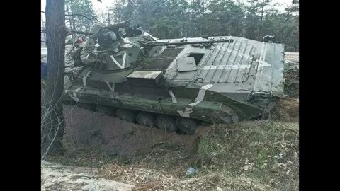 Танк уничтожил пехоту