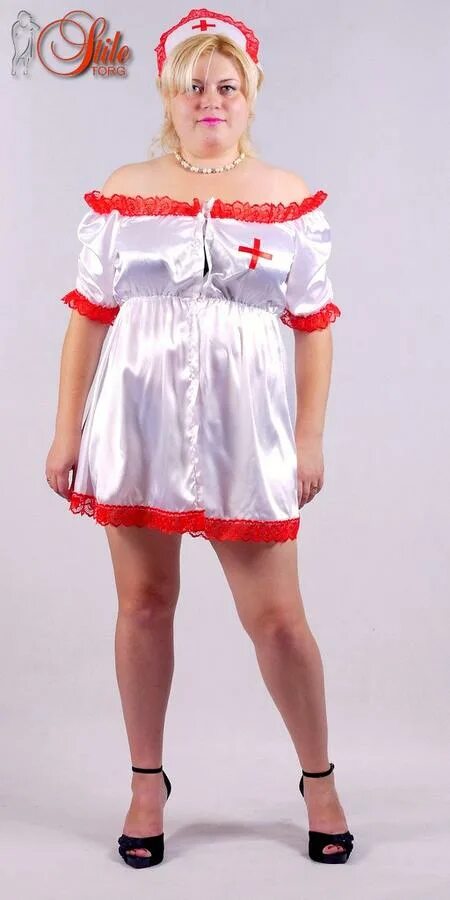 Медсестра. Смешная медсестра. Костюм из масок медицинских. Толстые медсестры. Пухлая медсестра.