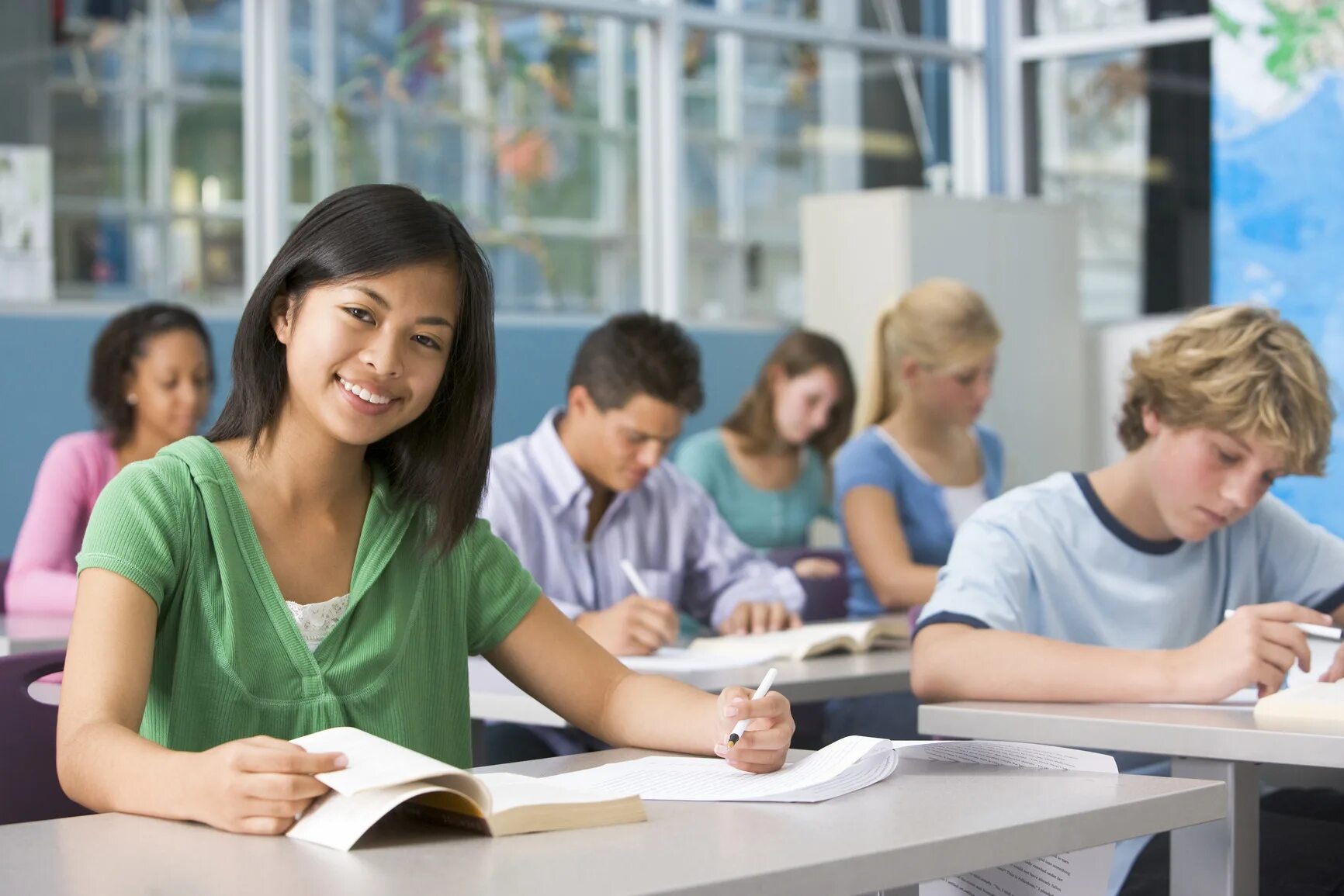 Programs for high school students. Programs for high school students. Internship usa. Поступление в сша. Групповая работа студентов.