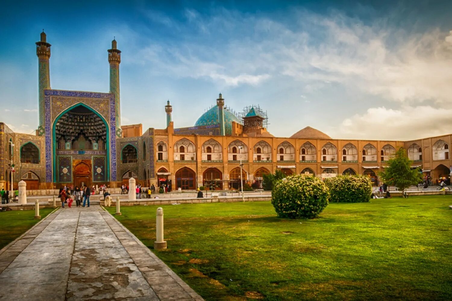 Иран древний город йезд. Зенджан иран. Иран тегеран достопримечательности. Iran website. Iran website.