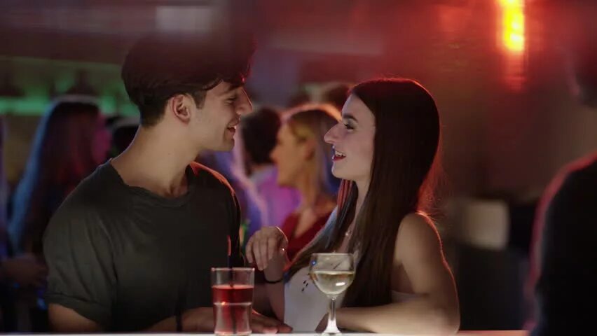 Night flirt. Night flirt. Night flirt. Клубы пара. Пара в баре.