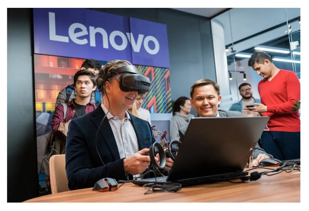 Леново штаб квартира. Lenovo офис. Lenovo завод.