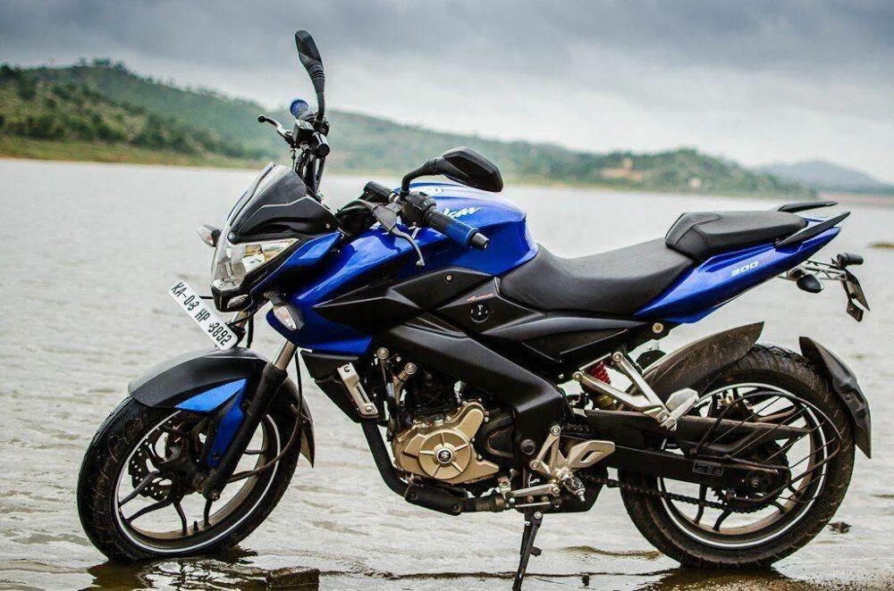 Bajaj pulsar 200ns. Мотоцикл Bajaj Pulsar 200 NS. Мотоцикл Баджадж Пульсар 200. Bajaj Pulsar ns200. Bajaj Pulsar NS 150.