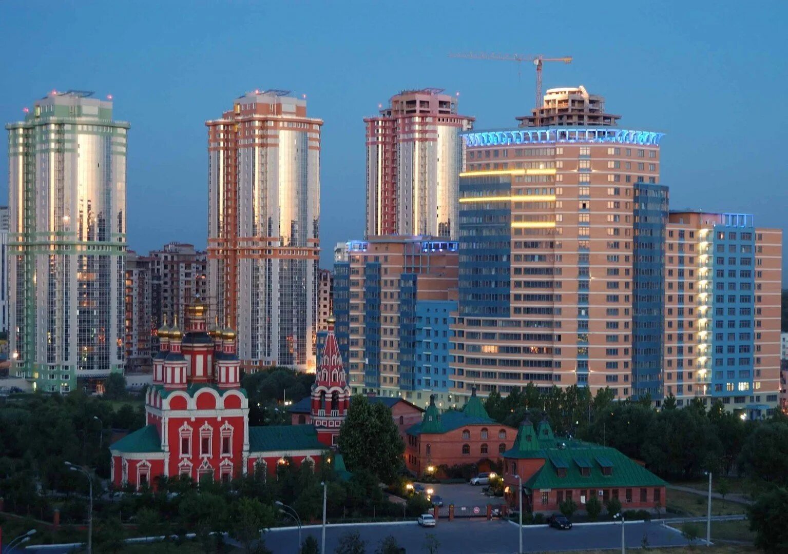 Жилье города