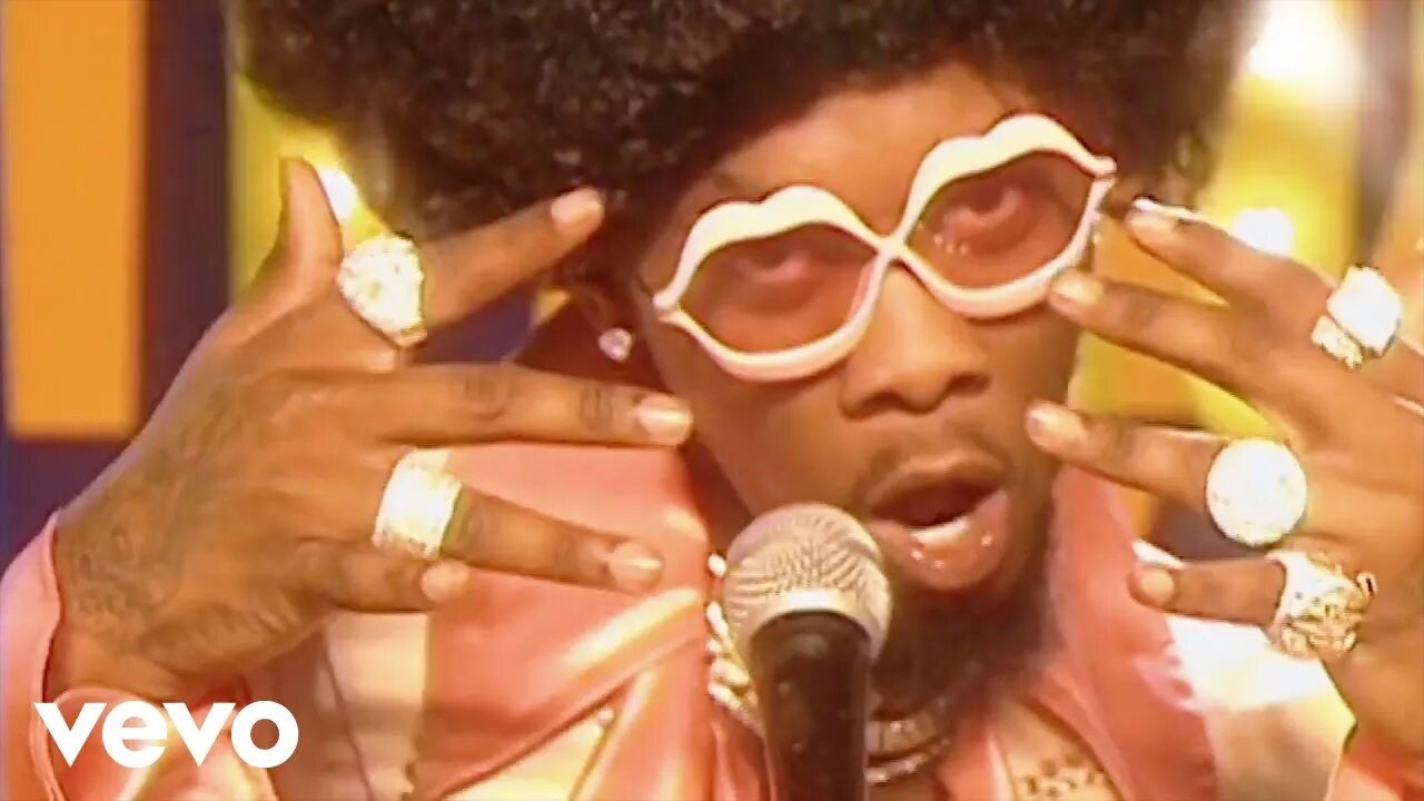 The name is talk it. Дрейк и мигос. walk it talk it дрейк. drake migos. walk it talk it клип.