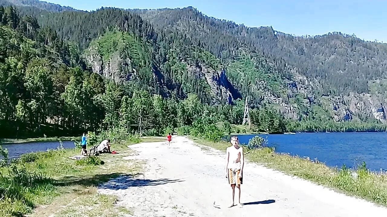 Какая линза встречается по дороге саяногорск черемушки. Енисей черемушки. посёлок черёмушки хакасия. черемушки саяногорск. борус база отдыха черемушки хакасия.