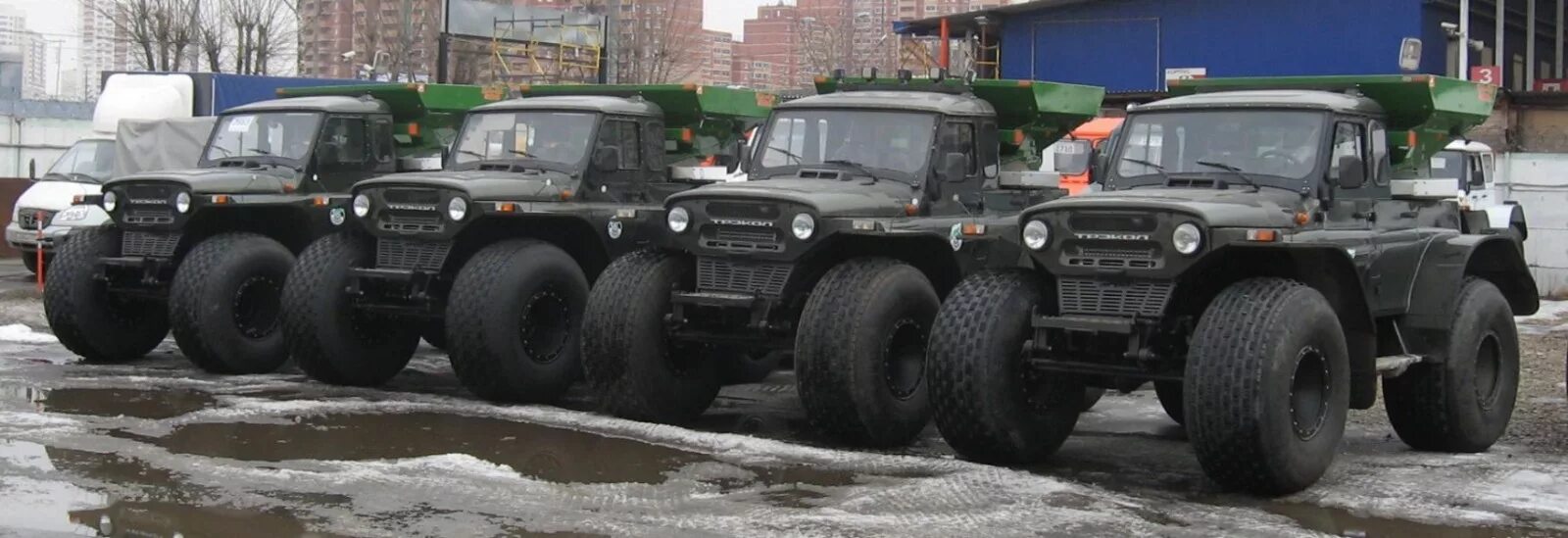 Трэкол-39294 внедорожник. Трэкол-39294. Трэкол-39294. Вездеходы уаз трэкол. Шестиколесный трэкол.