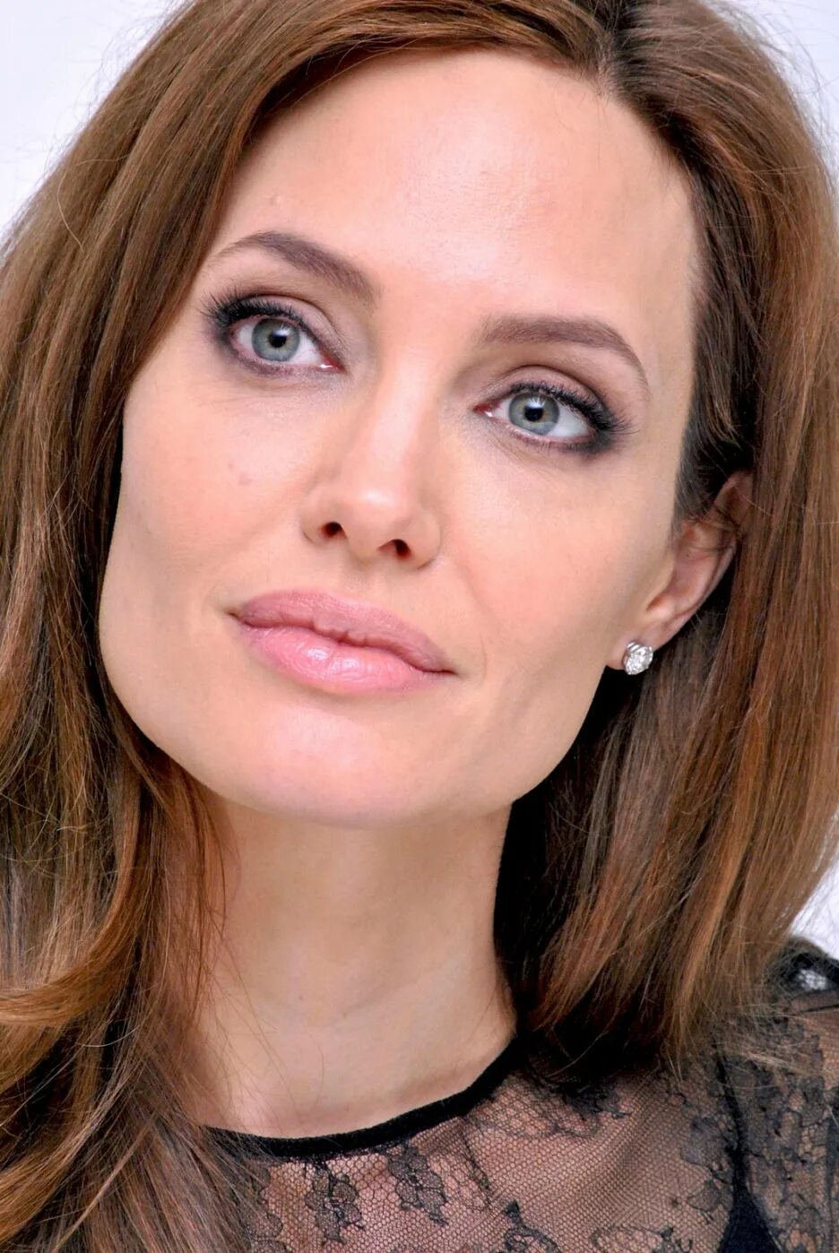 Анджелина джоли. Анджелина джоли внешность. Анджелина джоли джоли. Изумруды анджелины джоли. Анджелина джоли внешность.