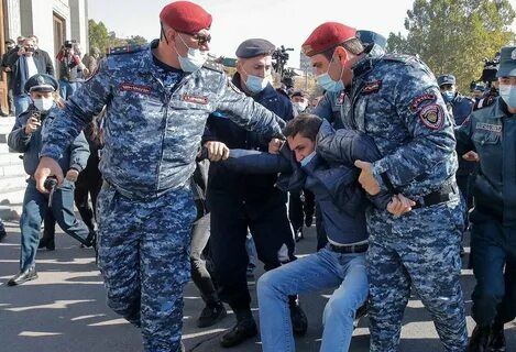 Что в армении происходит сейчас последние новости