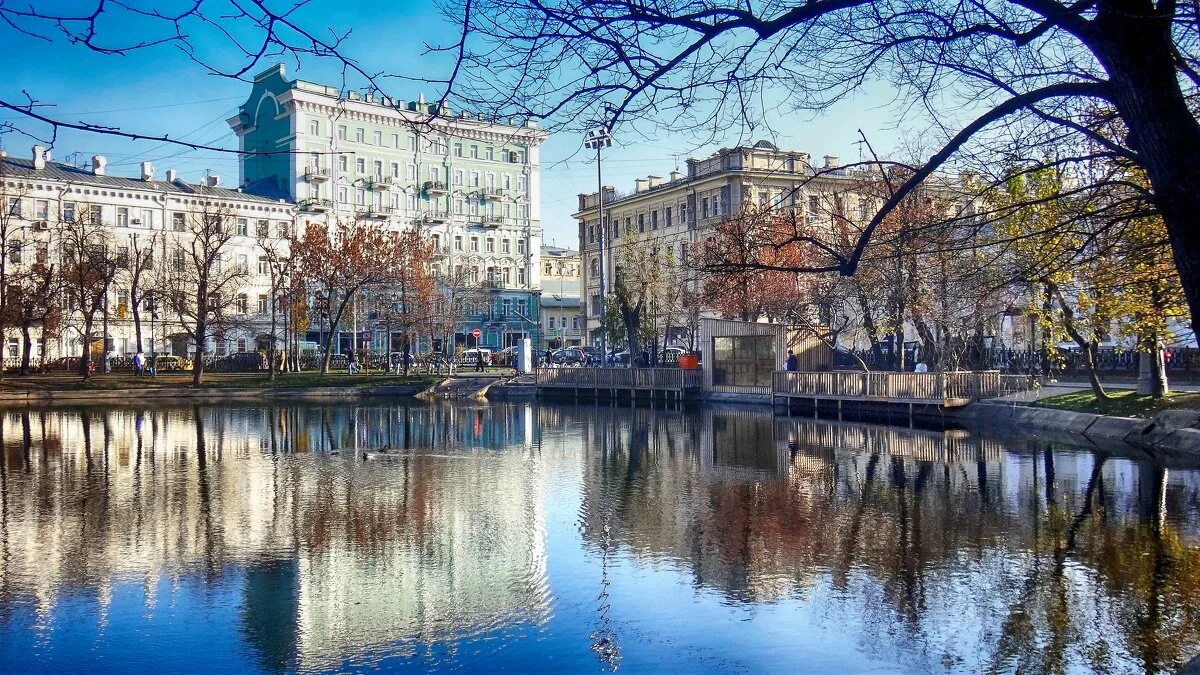 Сериал про чистые пруды. Мода сегодня на чистых прудах. Москва сквер чистые пруды. Чистые пруды москва чистопрудный бульвар 12 стр 1. Чистые пруды заря.