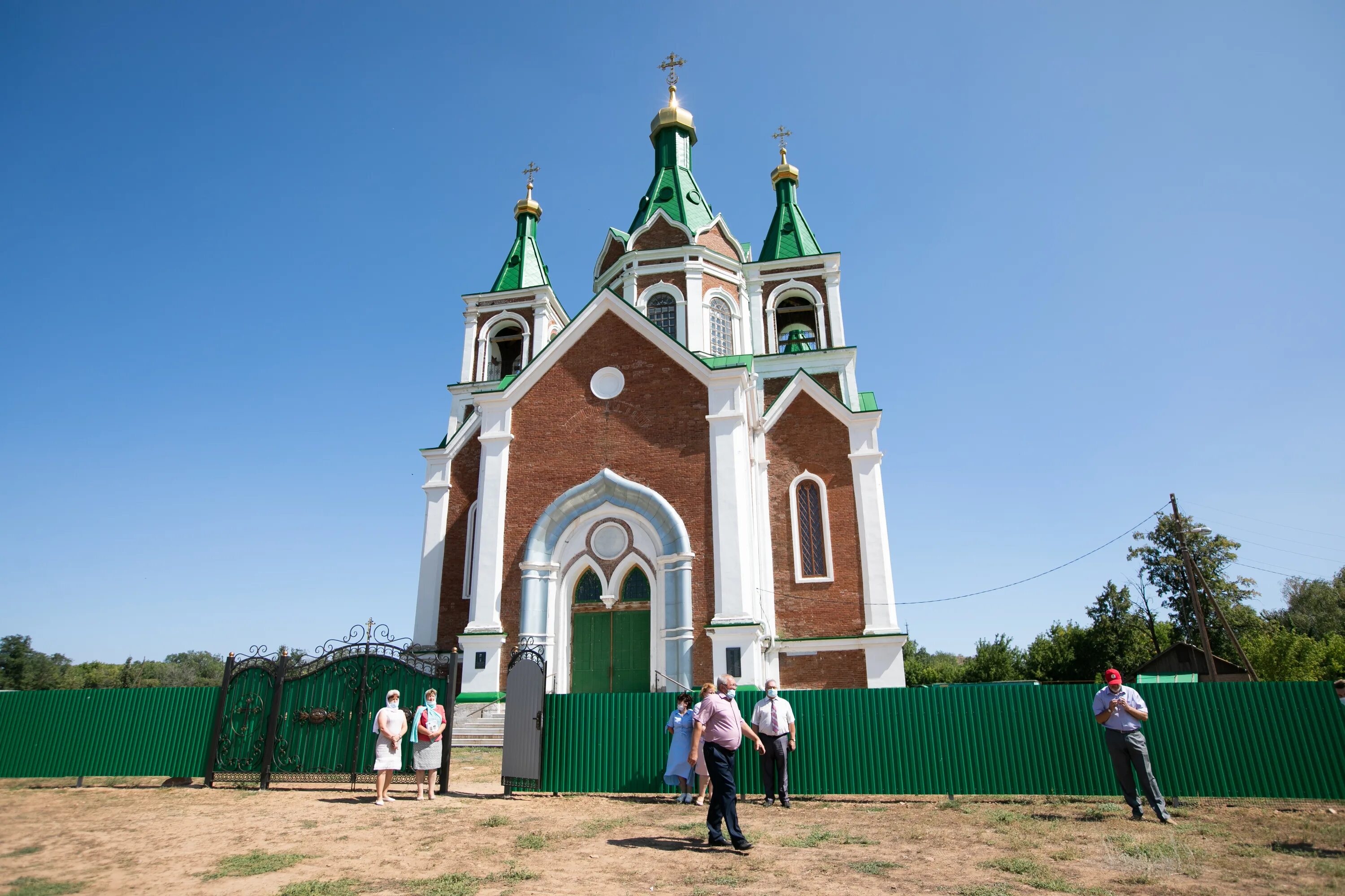 Погода оренбургская область грачевский село александровка. Грачевка оренбургская область. Вязовка оренбургская область. Церковь с грачевка ставропольского края. Школа грачевка ставропольский край.