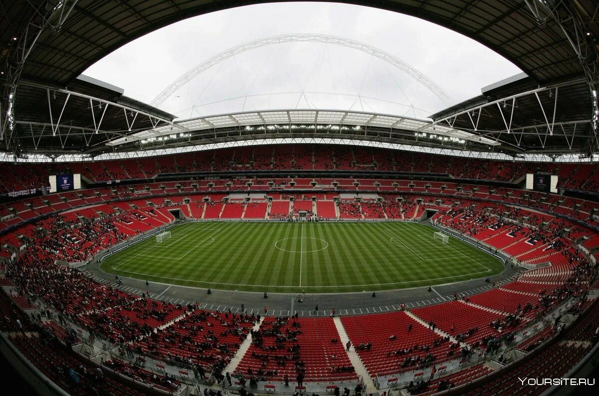 Уэмбли чей стадион. Стадион Уэмбли в Лондоне. Wembley Stadium чей стадион. Стадион Уэмбли вид сверху.