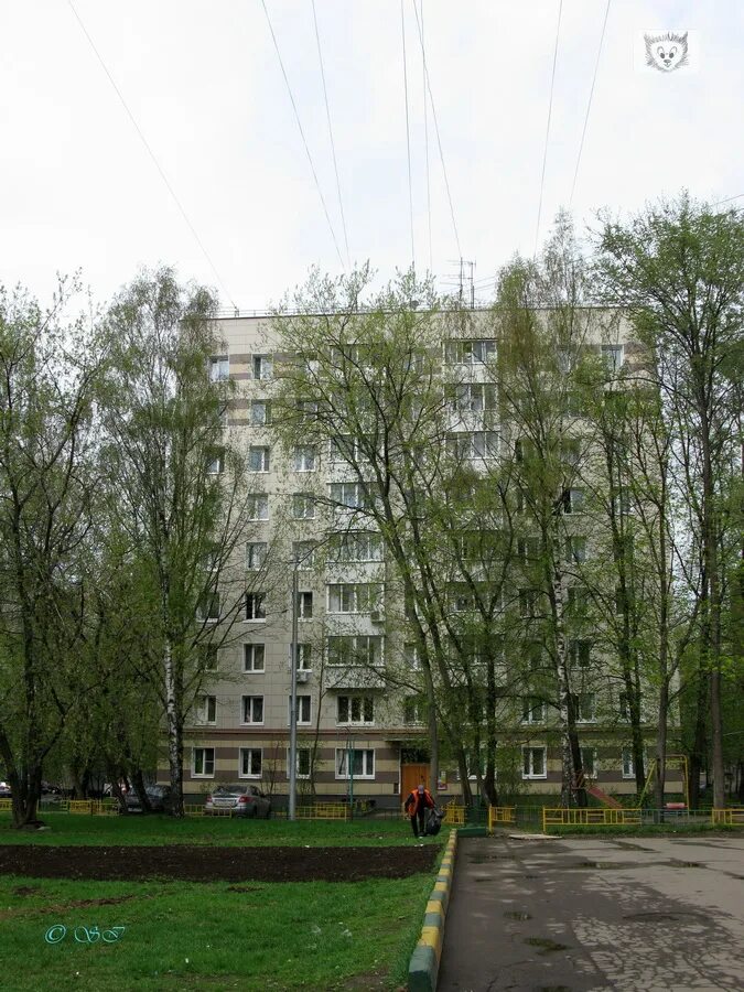 File:Moscow Juzhnoe Medvedkovo proezd Dezhneva 34 s2 - panoramio.jpg - Wikimedia