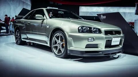 Nissan поколения