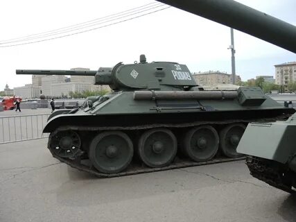 Автомобили танк москва
