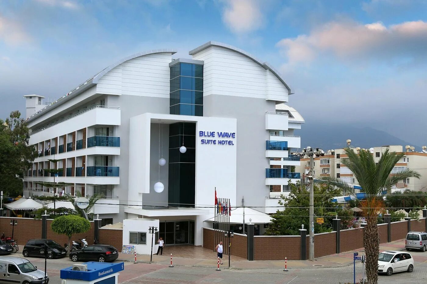 Blue wave suite hotel 4. Блю вейв отель алания. Отель blue wave suite hotel 4 турция аланья. Blue wave suite hotel 4. Отель блю вейв турция аланья.