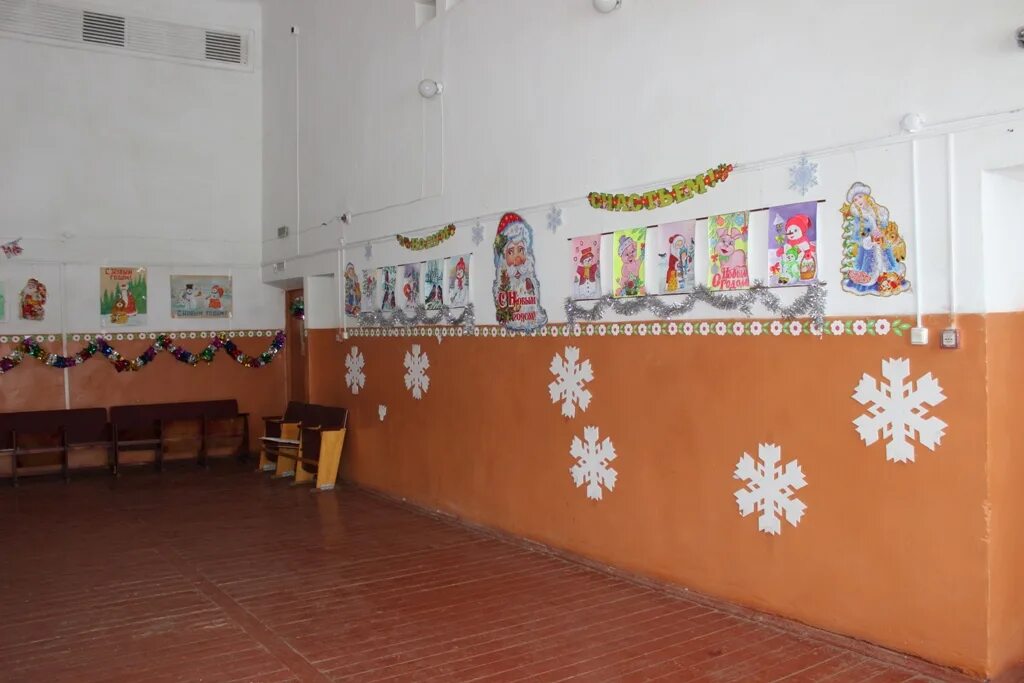 оформлению учреждений культуры. оформлению учреждений культуры. оформлению учреждений культуры. интерьер дк фойе. украшение сцены.