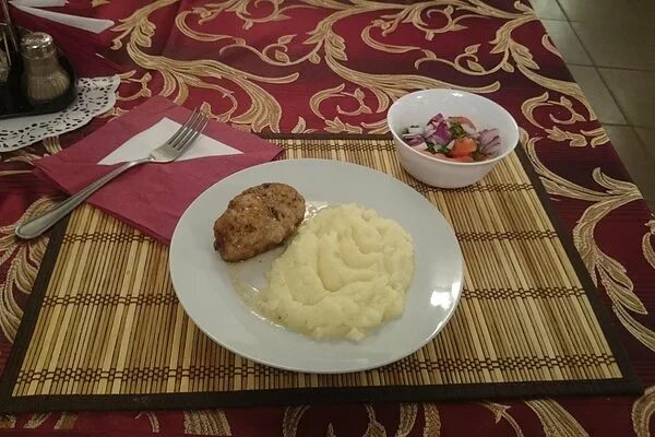 Кафе белева. В г.белев кафе. гостиница старый город белев. ресторан старый город белев. старый город в белёве кафе.