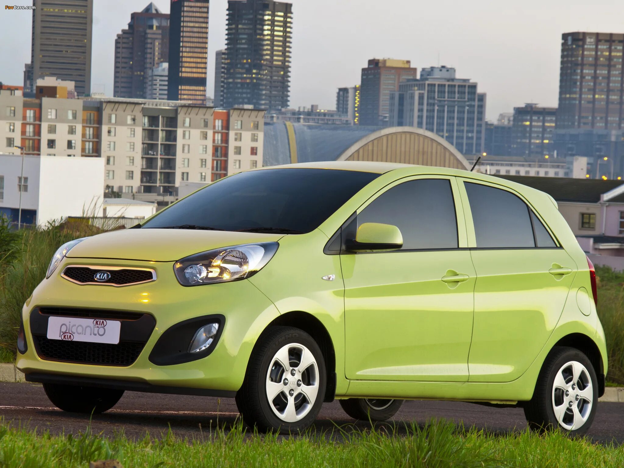 Машина kia picanto. Киа Пиканто 2011 купе. Kia Picanto купе. Маленькая Киа Пиканто. Киа Пиканто 5.