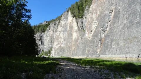 Камень h