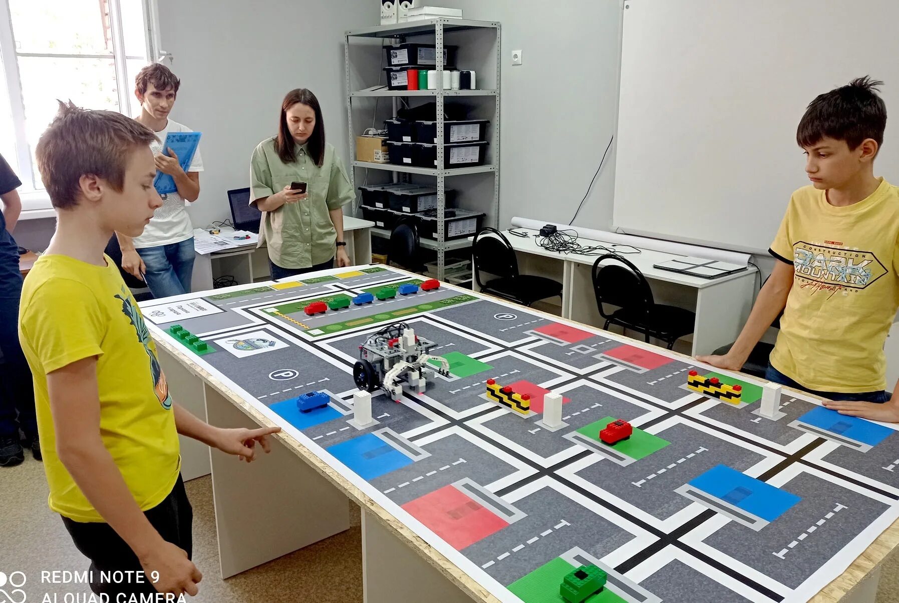соревнования по робототехнике. робототехника для детей. конкурс по робототехнике. конкурс робототехники. конкурсы по робототехнике.