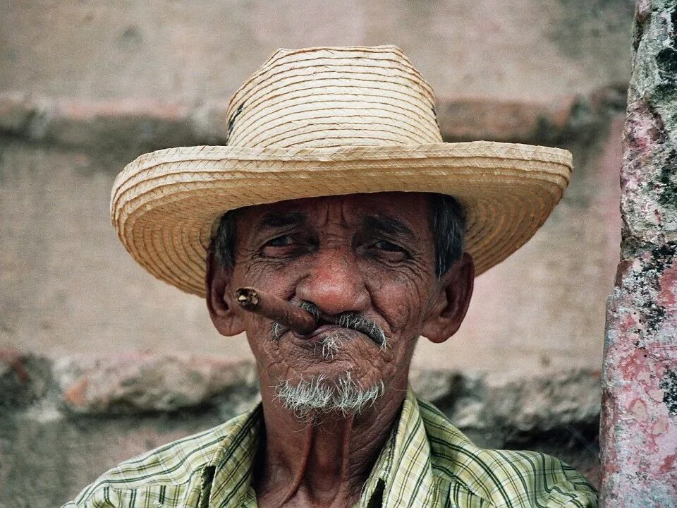 Old mexico. Старик в шляпе. Старая мексика. Old mexico. Мексиканские крестьяне 1980.
