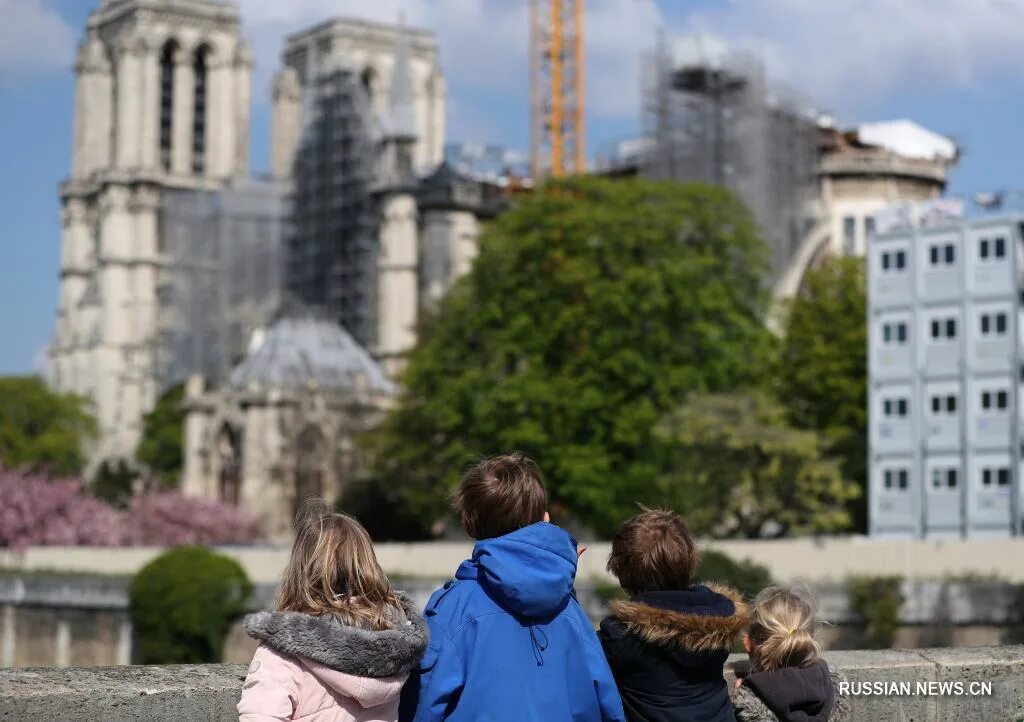 Нотр-дам-де-пари собор сейчас. Собо́р пари́жской богома́тери (нотр-дам-де-пари). Нотердам-де-пари собор сейчас 2023. Собор парижской богоматери 2023. Собор парижской богоматери 2021.
