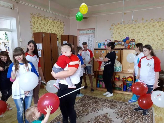 Детские дома волгоградской области. Михайловский детский дом ребенка Волгоградская область. Детский дом Малютка Михайловка Волгоградская область. Михайловский дом малютки Волгоградской области. Дом ребенка Михайловка Волгоградской области.