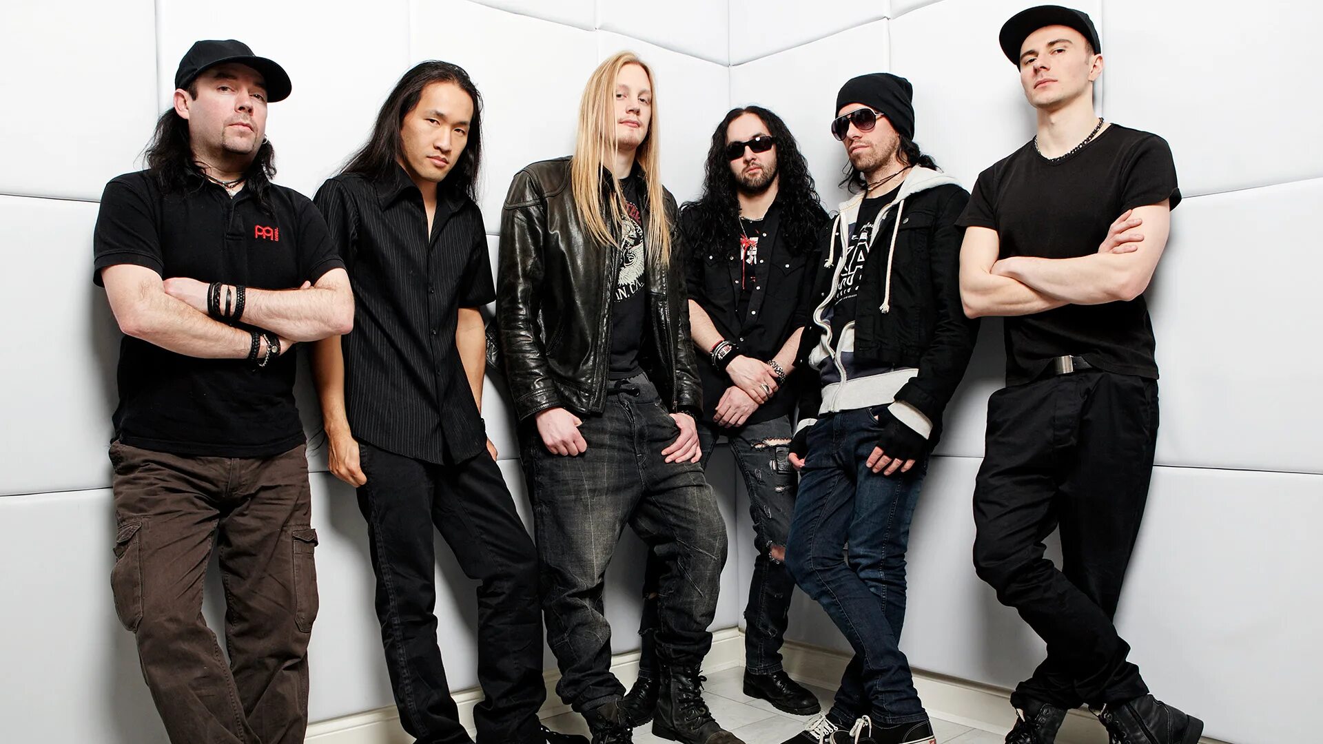 DRAGONFORCE. DRAGONFORCE Band. Dragon Force gruppa группа. Группа DRAGONFORCE фото. Зе пауэр