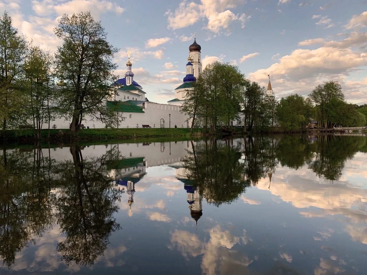 Раифский Богородицкий монастырь. Раифский монастырь река. Георгиевский Раифский монастырь. Раифа озеро. Сайт раифского монастыря