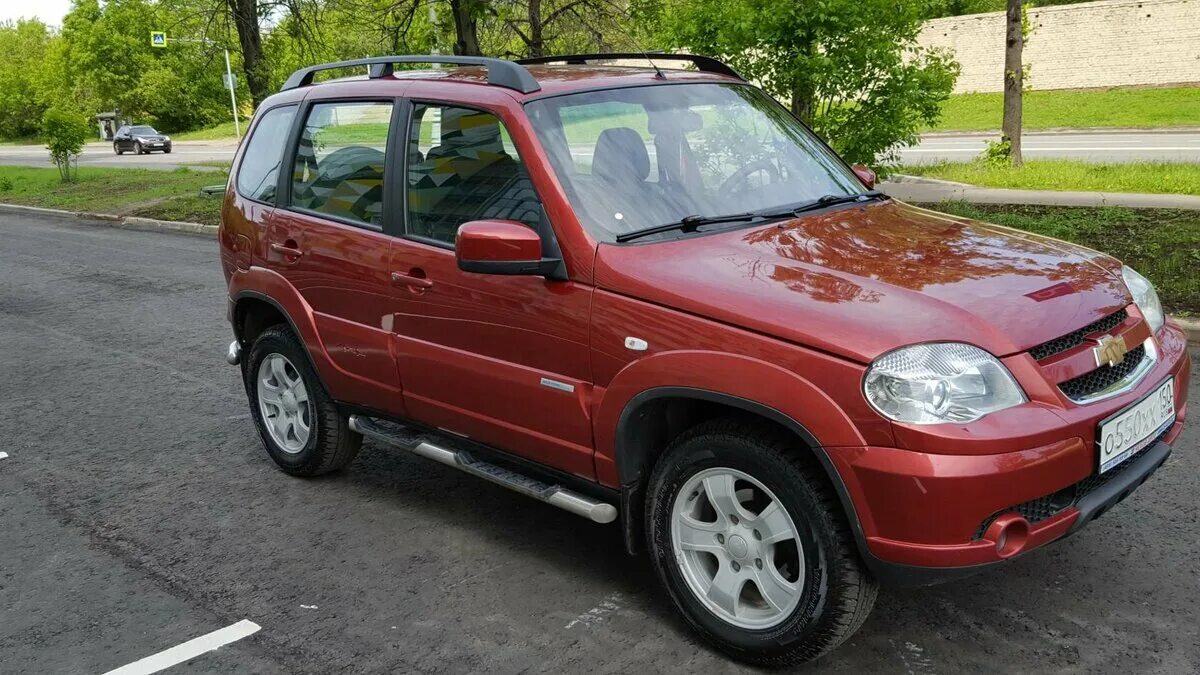 2123 цвета. ВАЗ-2123 Chevrolet Niva. Chevrolet Niva 1998. Chevrolet Niva 2000.