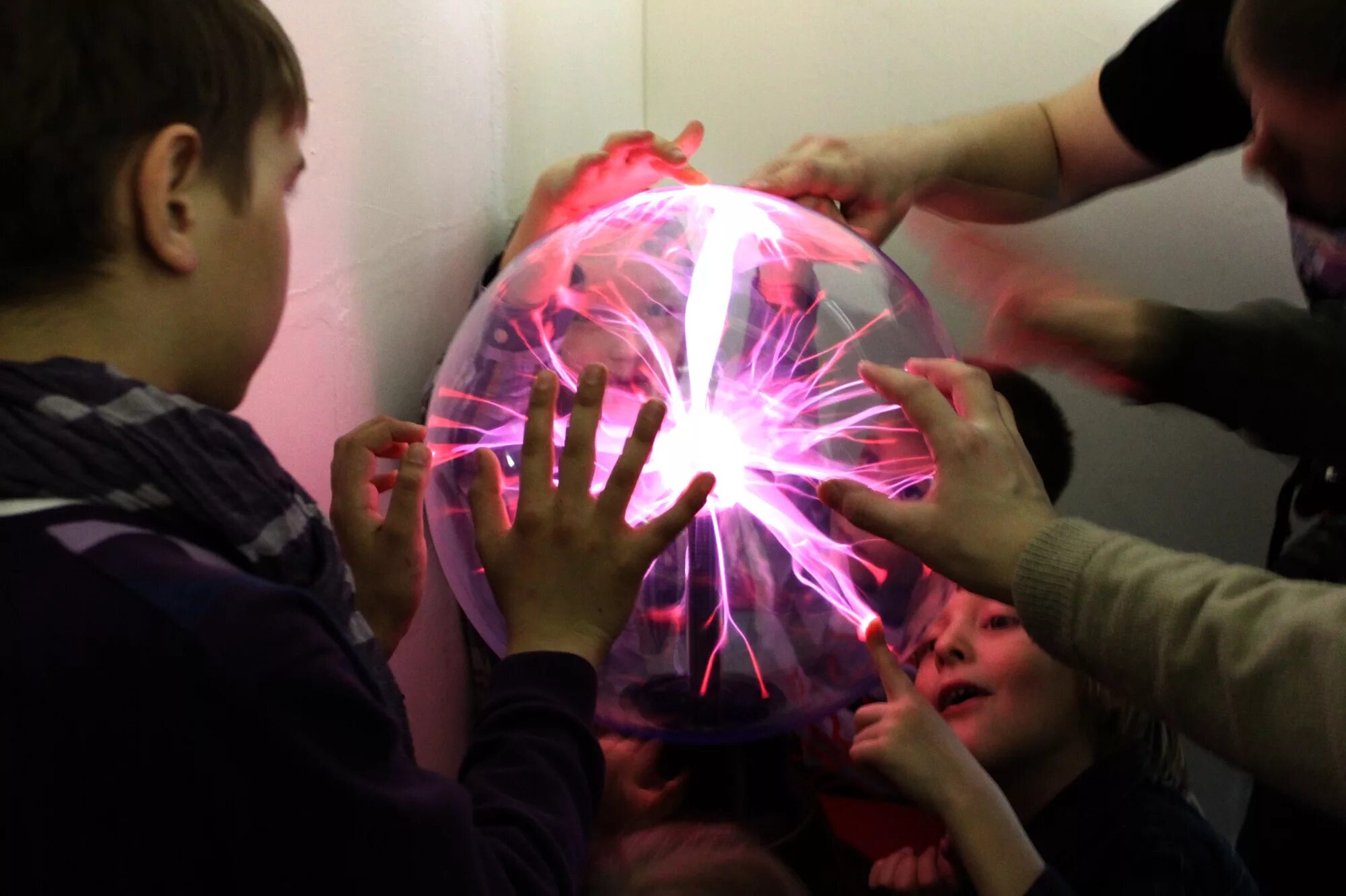 Занимательных наук экспериментаниум. Интерактивный музей экспериментаниум. Музей экспериментариум в москве на соколе. Занимательных наук экспериментаниум. Московский музей занимательный наук «экспериментаниум».