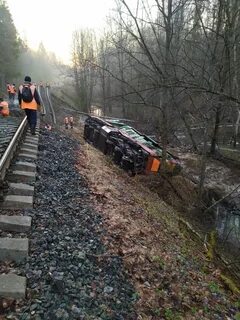 Жизнь пошла под откос