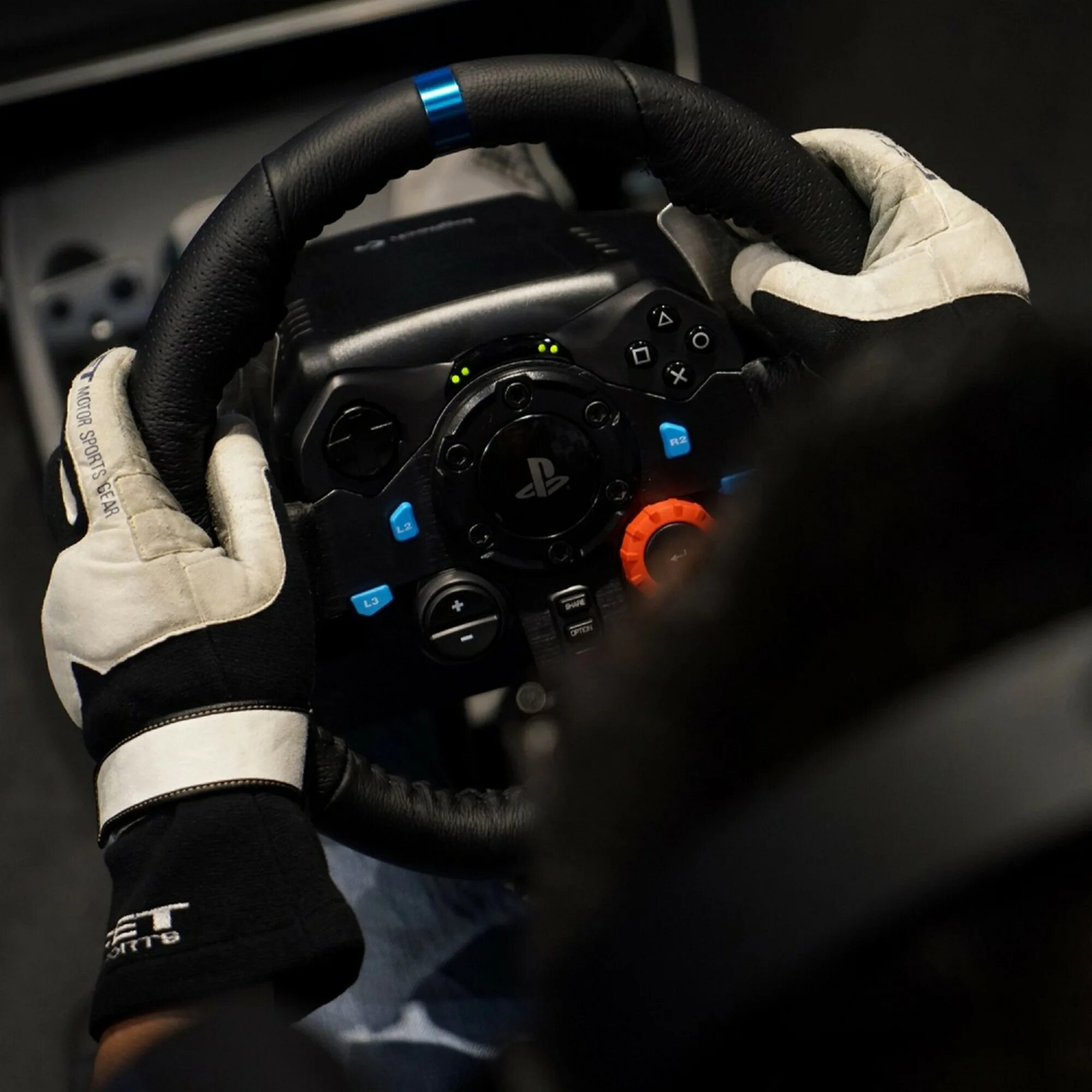 Logitech gaming software для руля. Игровой руль logitech g29. руль logitech driving force g29. logitech driving force g29 racing wheel. logitech g g29 driving force.