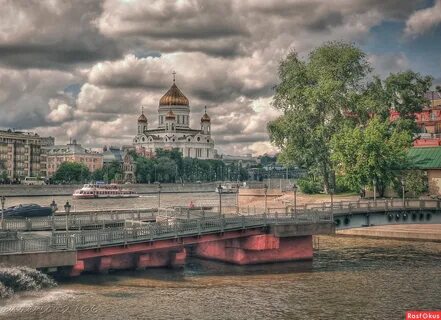 Церковь на москве реке