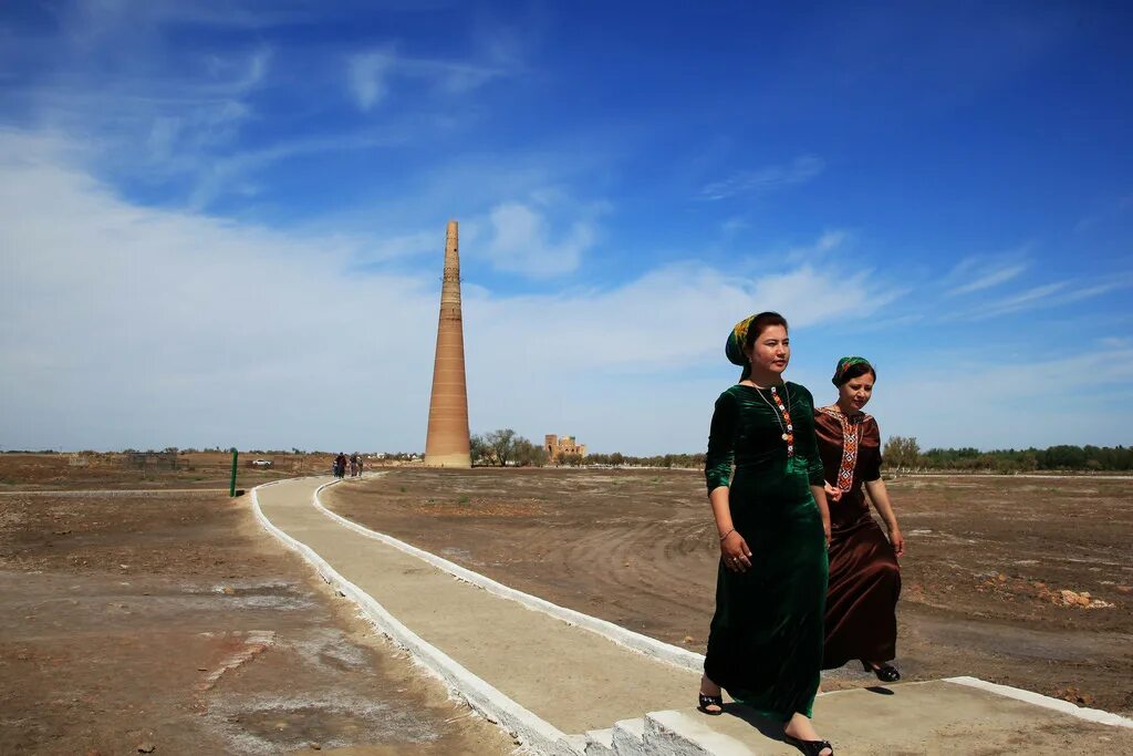 Погода в куня ургенче. Дашогуз Куня Ургенч. Минарет Кутлуг-Тимура. Куня Ургенч City. Dashoguz Туркменистан.