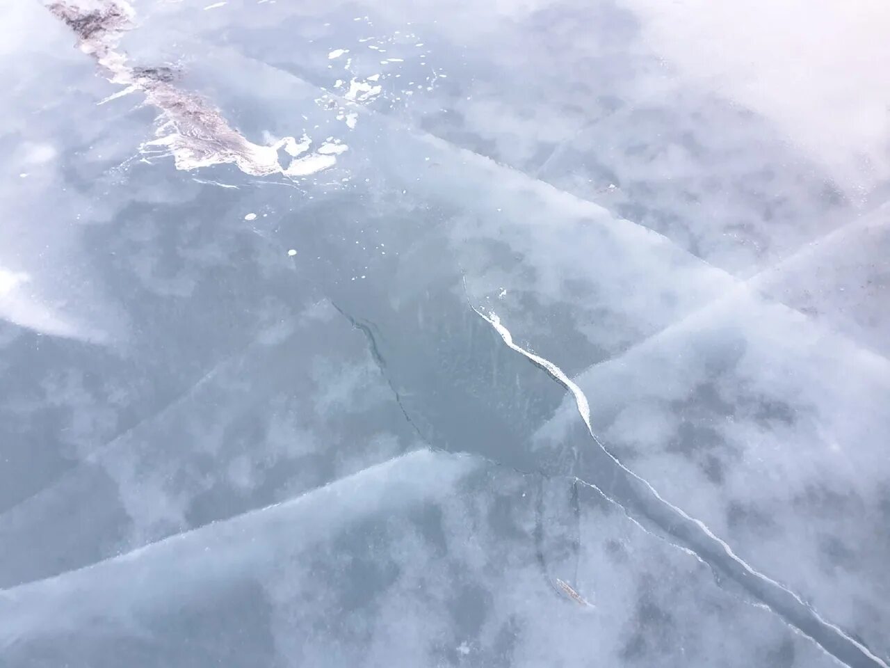 Карповское водохранилище рыбалка. Трещина в воздухе. Карповское водохранилище Волгоградской области. Рыбалка на Карповском водохранилище Волгоградской области 2022.