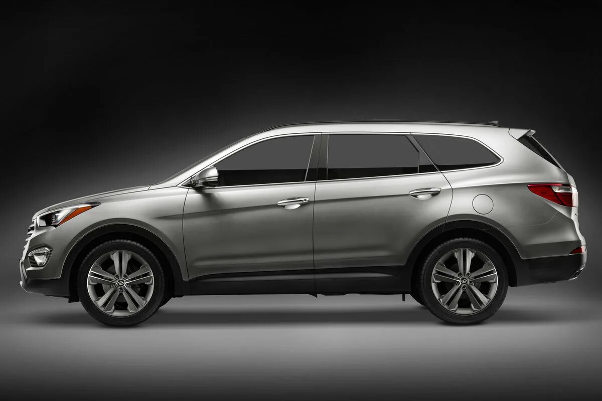 Хендай семиместный. Кроссовер Хендай Санта Фе. Hyundai Santa Fe 7. Hyundai Santa Fe 2013. Hyundai Santa Fe 7 местный.