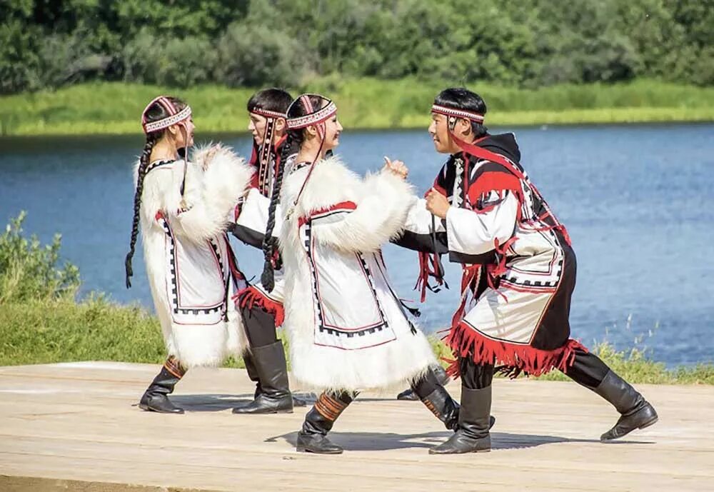 Этюды севера Парабель. Фестиваль коренных народов Сибири "этюды севера".. Селькупы Парабель. Национальный костюм селькупов Парабель. Народы сибирского района