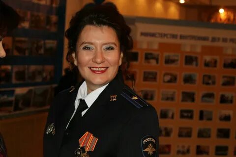 Женщина следователь