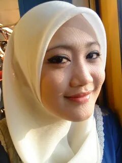 Hijab bugil