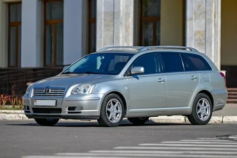 Авенсис универсал 2004