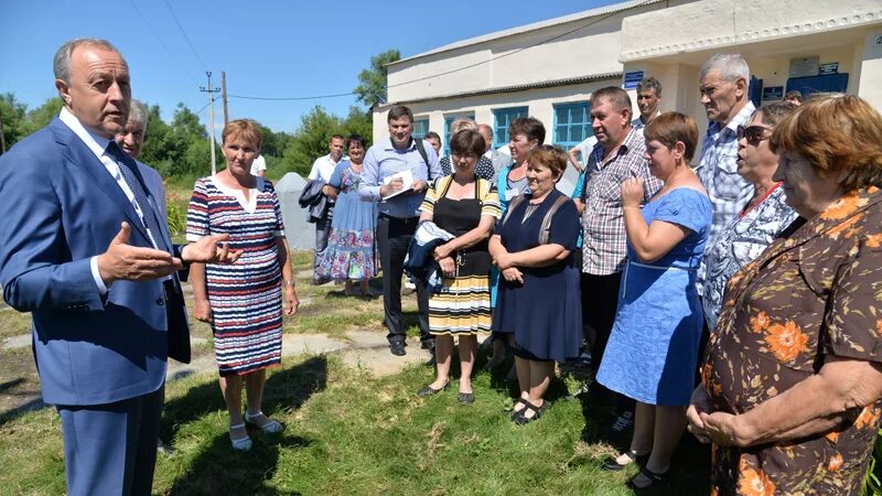 Рп5 романовка саратовская область романовский. Осиновка Саратовская область Романовский район. Романовка Романовский район Саратовская область. С Осиновка Саратовская область Романовский район центр села. Романово Романовский район Алтайский край.