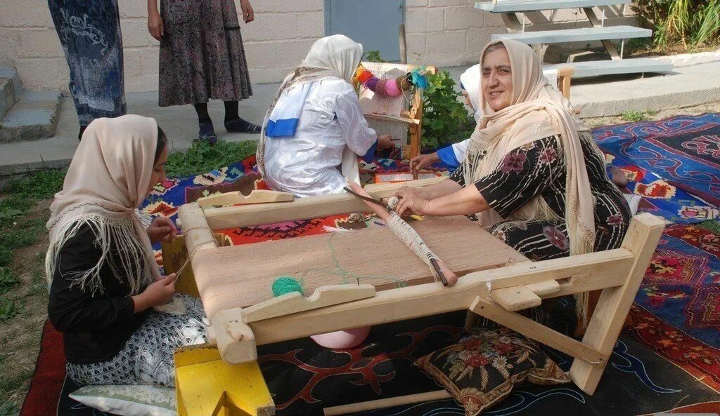 Действия нарушающие мирную совместную жизнь народов дагестана. Традиции народов дагестана аварцы. традиции и обычаи народов дагестана аварцы. традиции и обычаи аварцев в дагестане. ремесло аварцев.