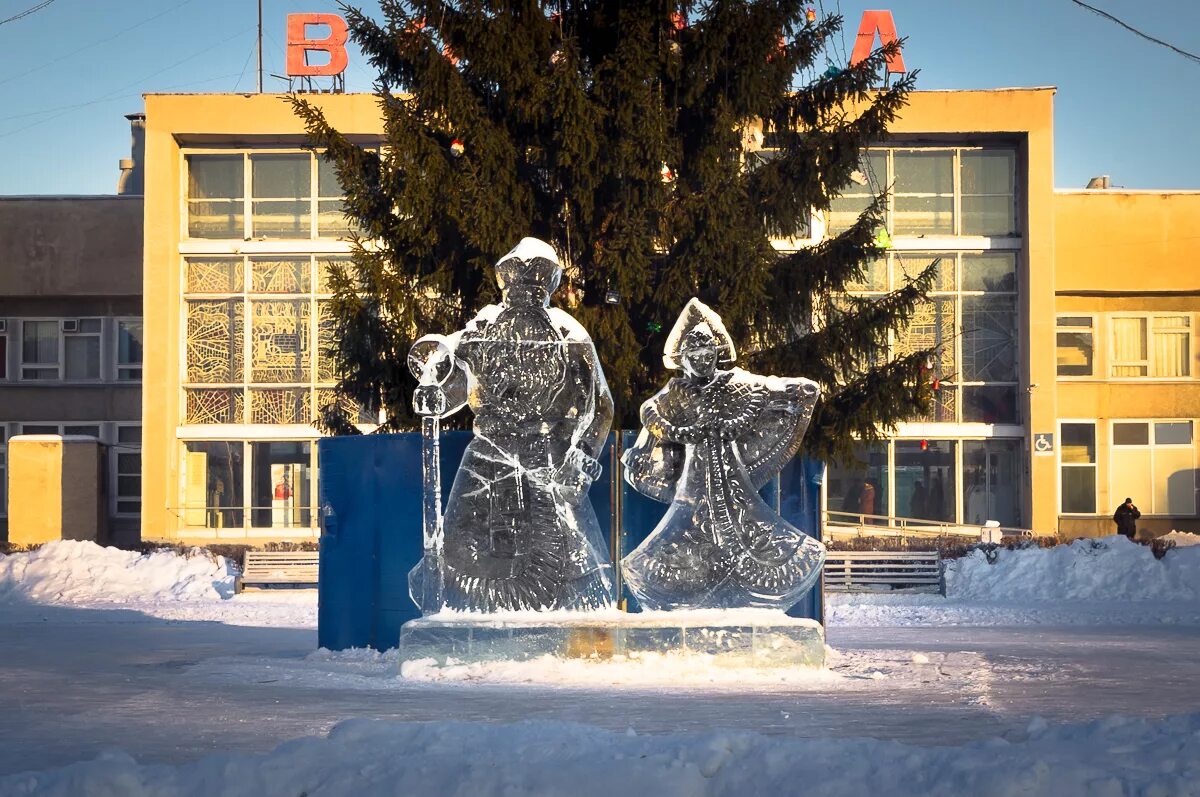 Шадринск Курганская область. Площадь имени здобного Шадринск. Город Курган Шадринск. Памятники города Шадринска.