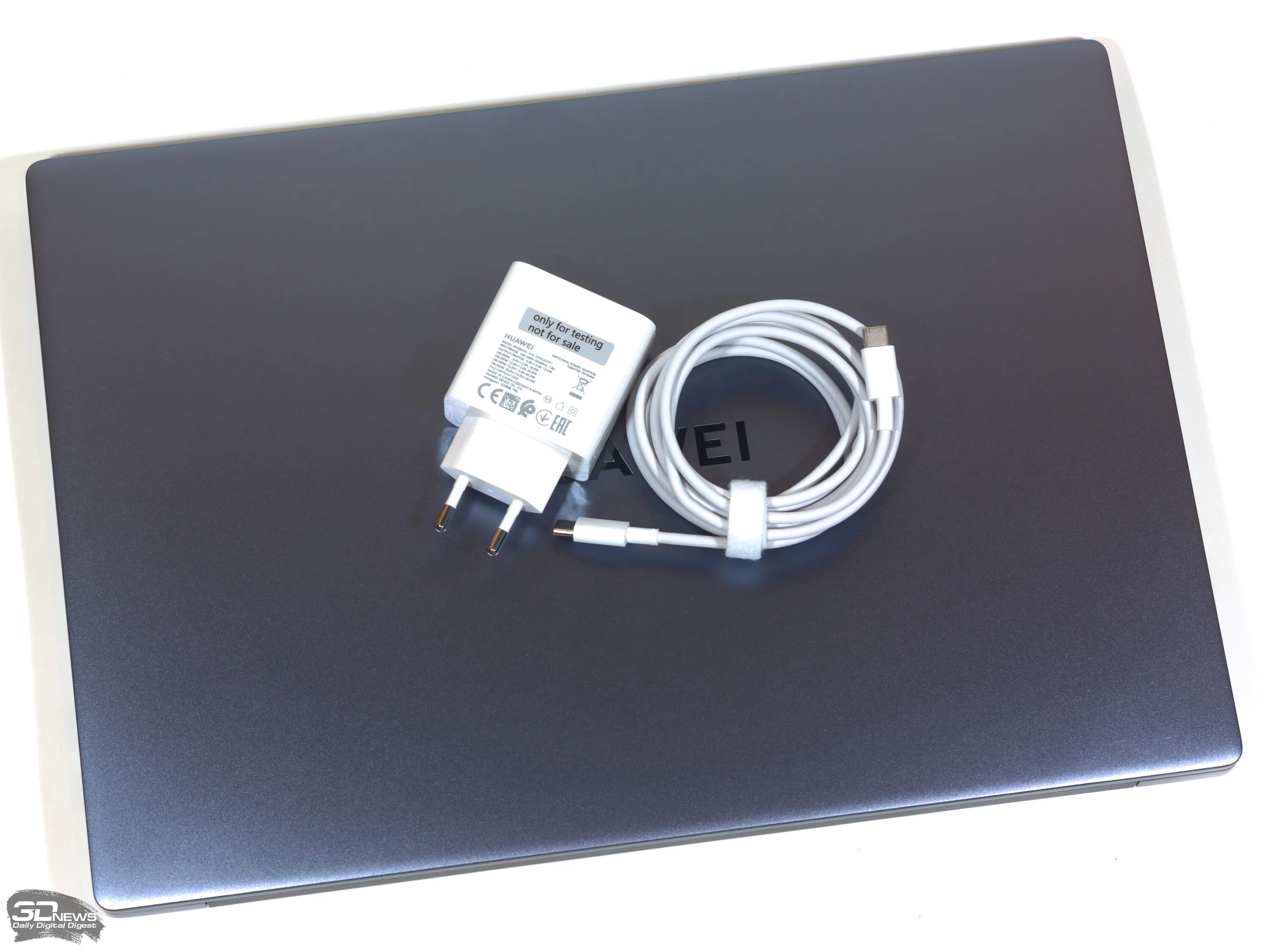 16" Ноутбук Huawei MATEBOOK d16 rlefg-x серый на чёрном фоне. Загрузка на ноутбуке Хуавей. Аккумулятор hb4692j5ecw-31 для ноутбуков Huawei как зарядить. Matebook d16 2024 купить