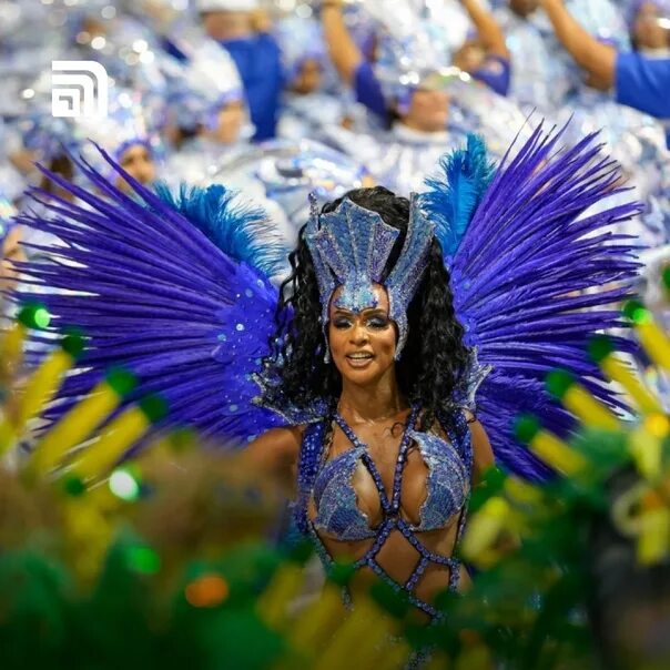 Thousands flood downtown streets in Brazil for unofficial Carnival celebrations 