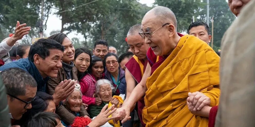 Духовный л. Далай лама. Его Святейшество Далай-лама 14. Тибетский монах Далай лама 14. Далай лама Тибет.
