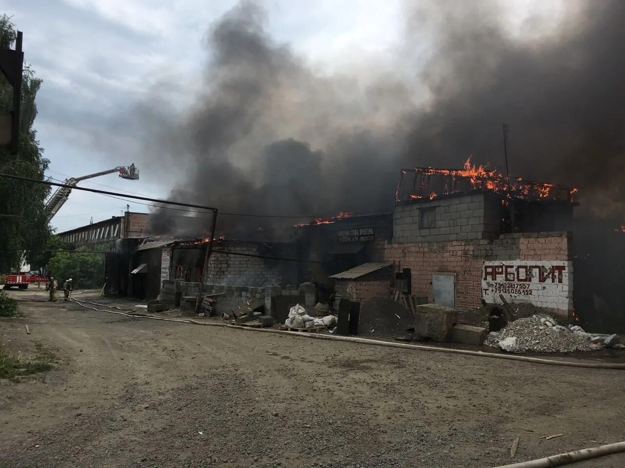Возгорание цех. Пожар на пионерской. Пожар фото. Пожар в пасегово. Пожар в цеху.
